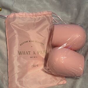 Odeme Blush Silicone Wine Glass Set - NEW
